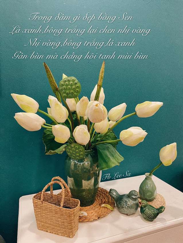 Bình Hoa Lọ Hoa Dáng Vò Cao Men Kính - Gốm Sứ Bát Tràng