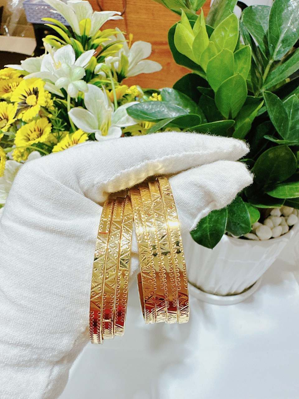 Nhẫn nữ đính xoàn mạ 18.k cao cấp