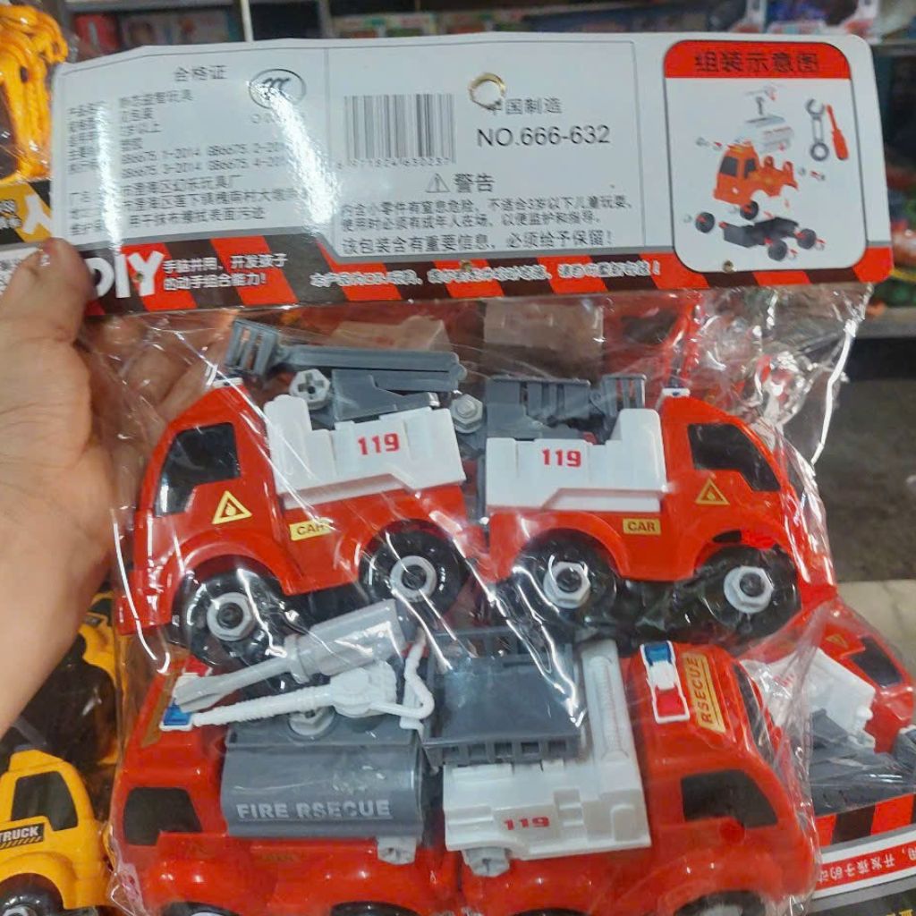 Mô hình Bộ 4 xe công trình , xe lắp ráp và tháo rời. Kích thước xe sử dụng: D12*R10