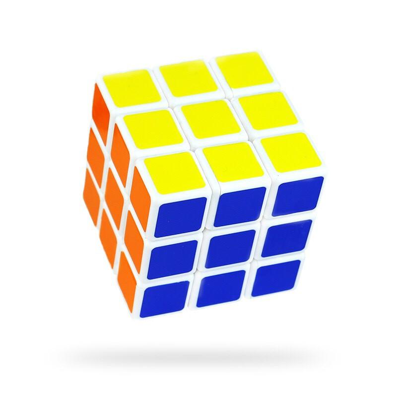 Rubik 3*3 đồ chơi rèn luyện phát triển trí não cho bé