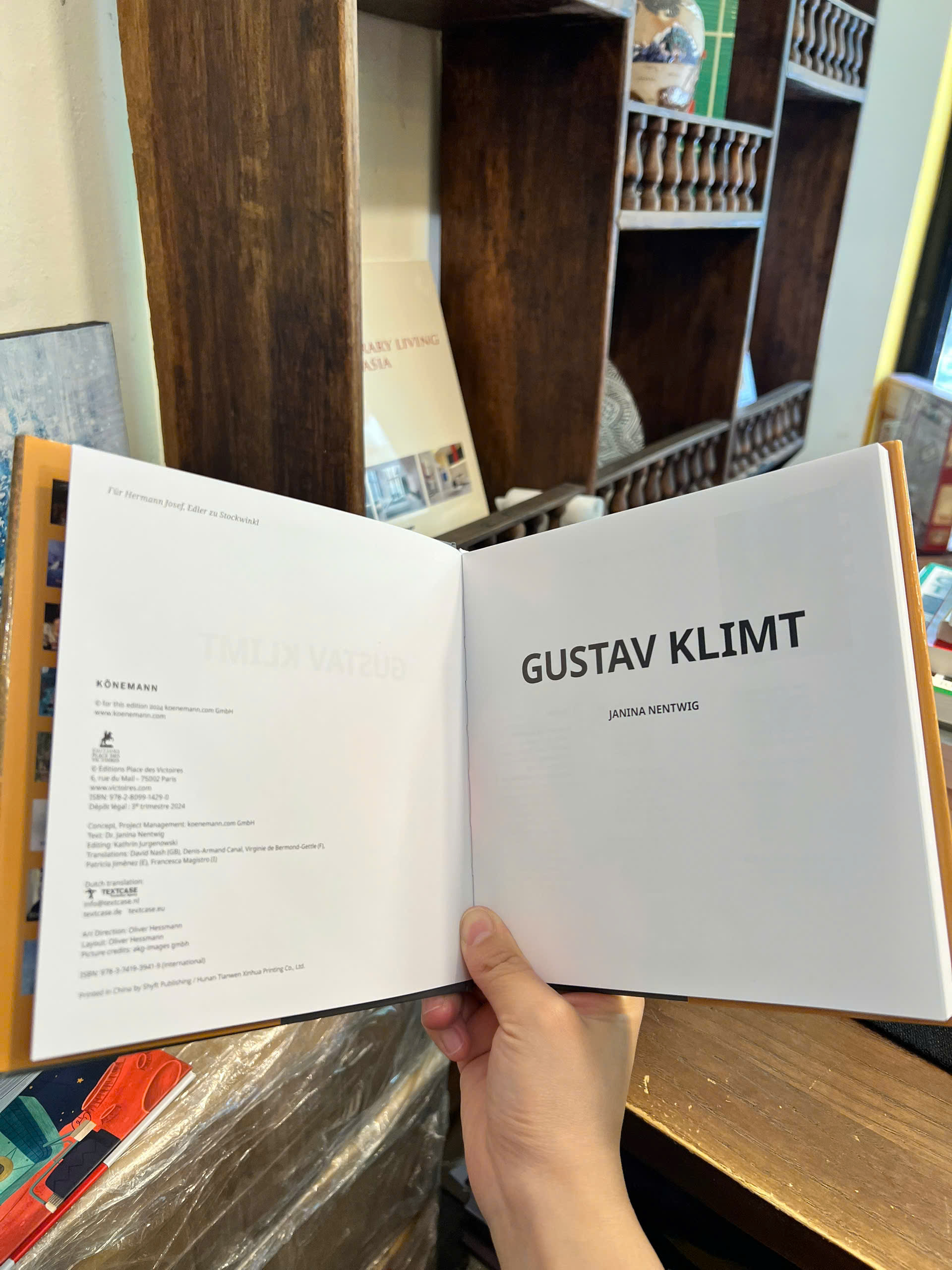 Sách - Gustav Klimt by Janina Nentwig | Art & Design / Ngoại văn Bìa cứng / Nhập khẩu / Nghệ thuật