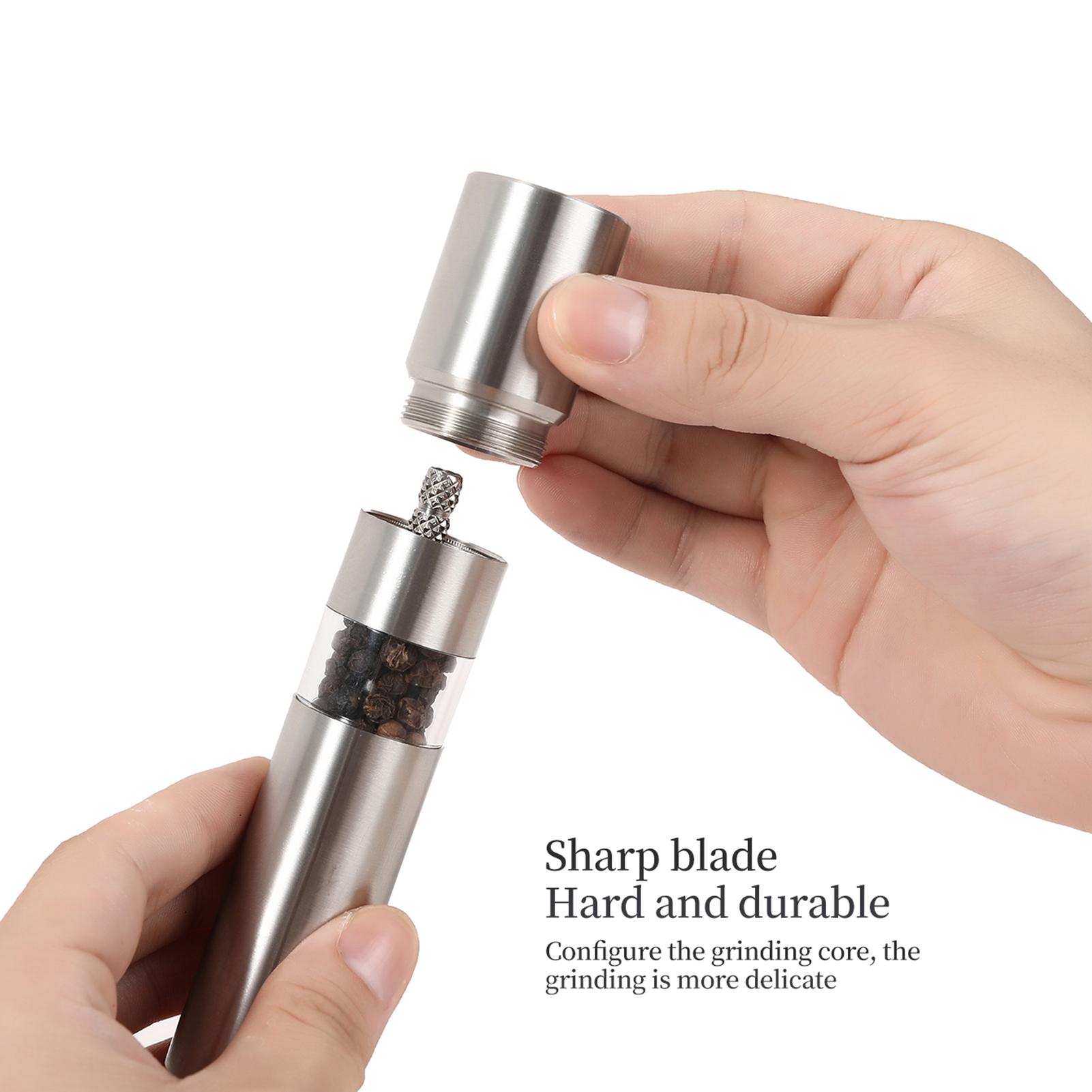 Máy xay hạt tiêu dạng chai bằng thép không gỉ, dung tích lớn thiết kế tinh tế.