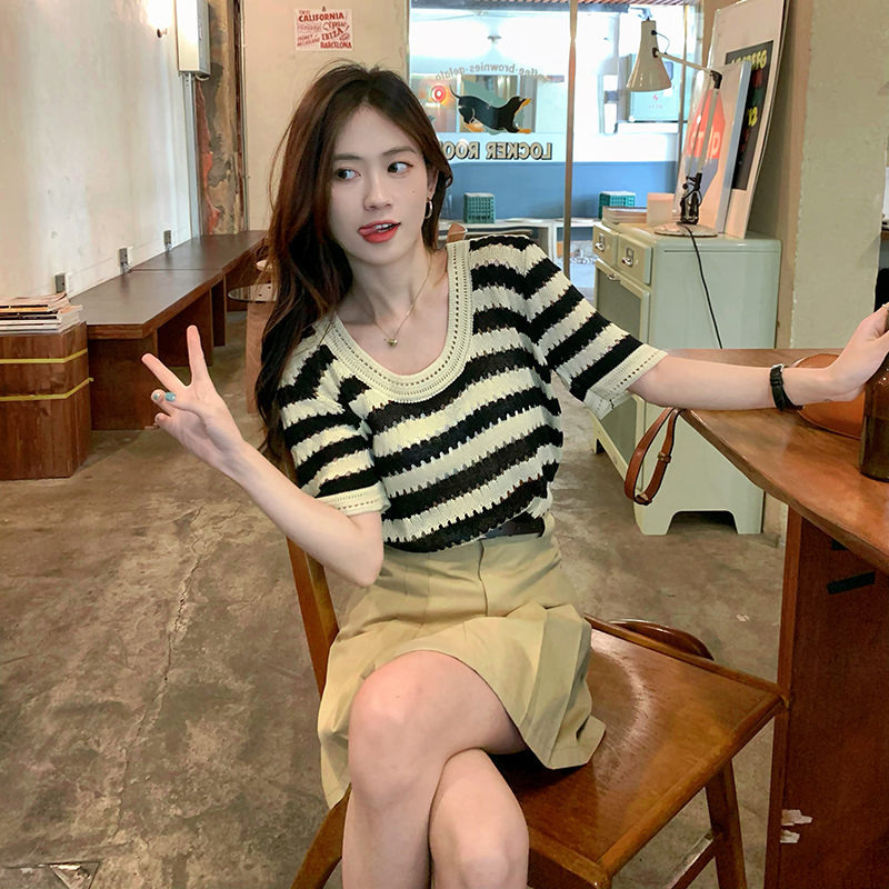 Áo len nữ dệt kim, áo len lưới dày họa tiết kẻ sọc phối màu hot trend Al42