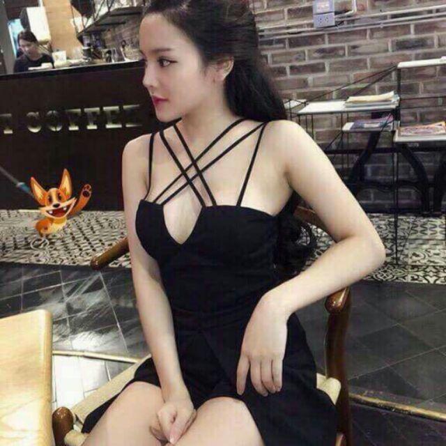 Đầm xòe đan dây ngực