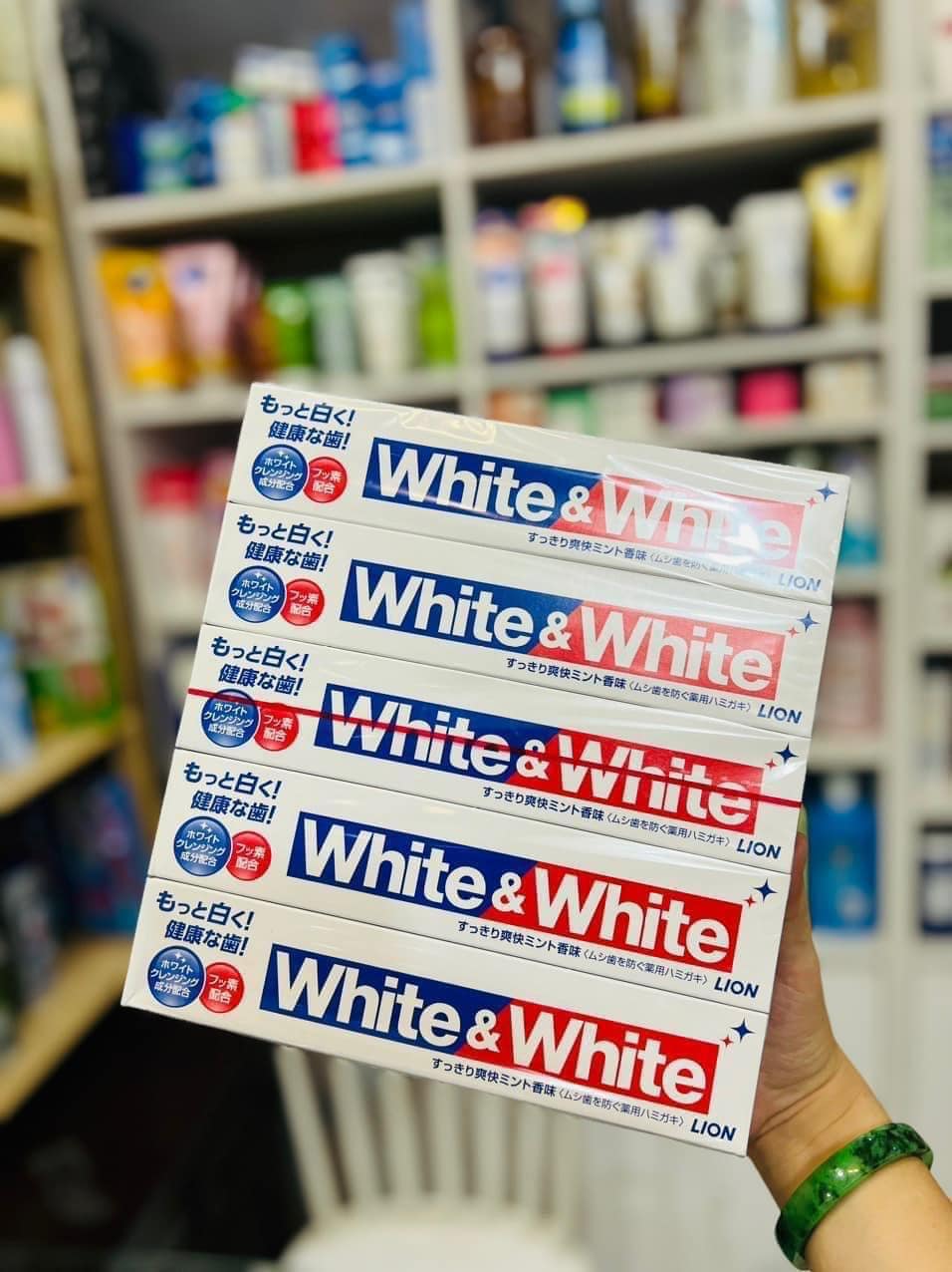 set 5 tuýp KEM ĐÁNH RĂNG WHITE &amp; WHITE LION NHẬT BẢN 150g