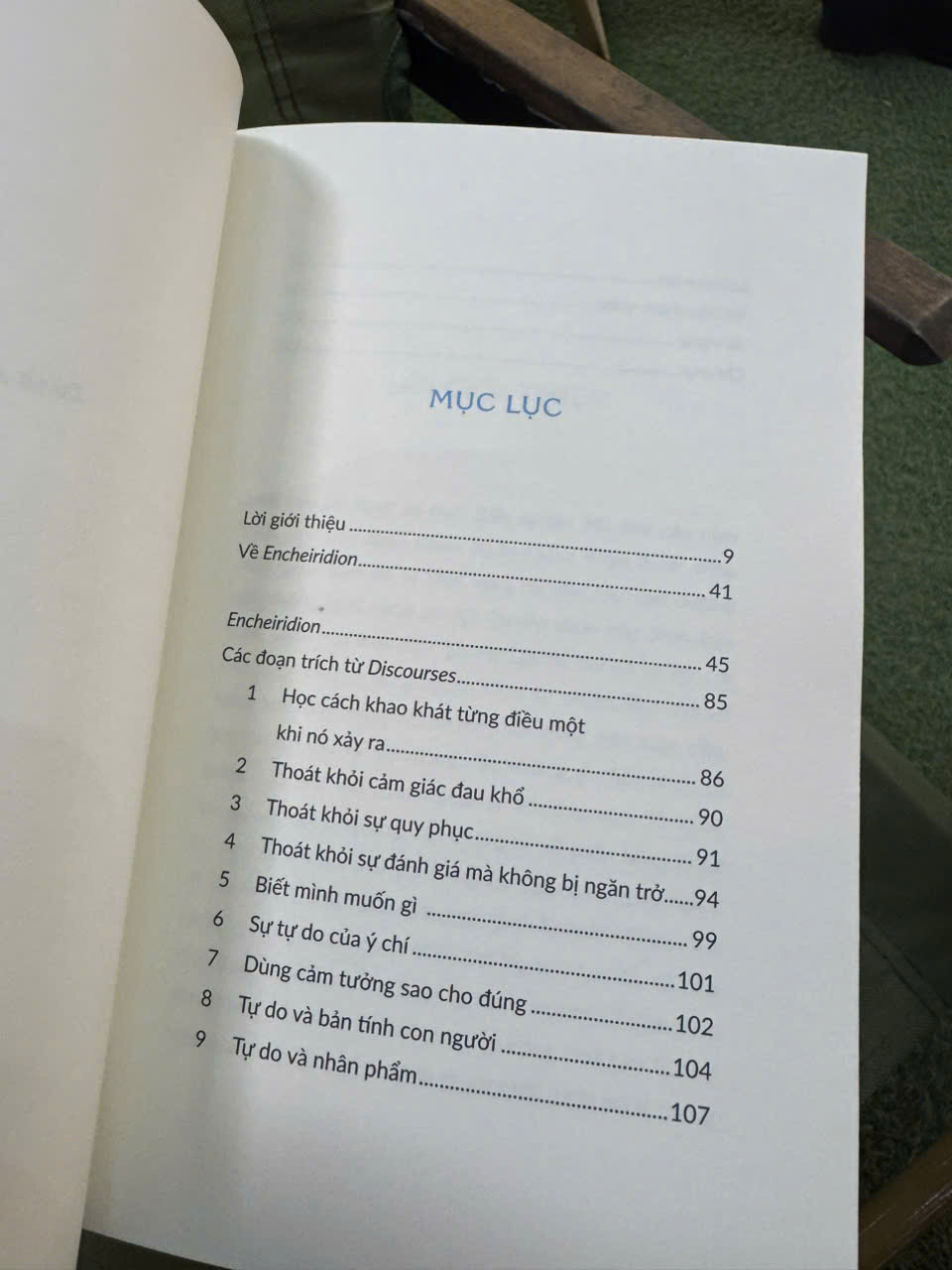 ĐỂ ĐƯỢC TỰ DO - LÀM CHỦ CUỘC SỐNG THEO TRIẾT LÝ CỔ ĐẠI – Epictetus – Hoàng Ngọc Diệu dịch – Nhã Nam – NXB Tổng hợp HCM