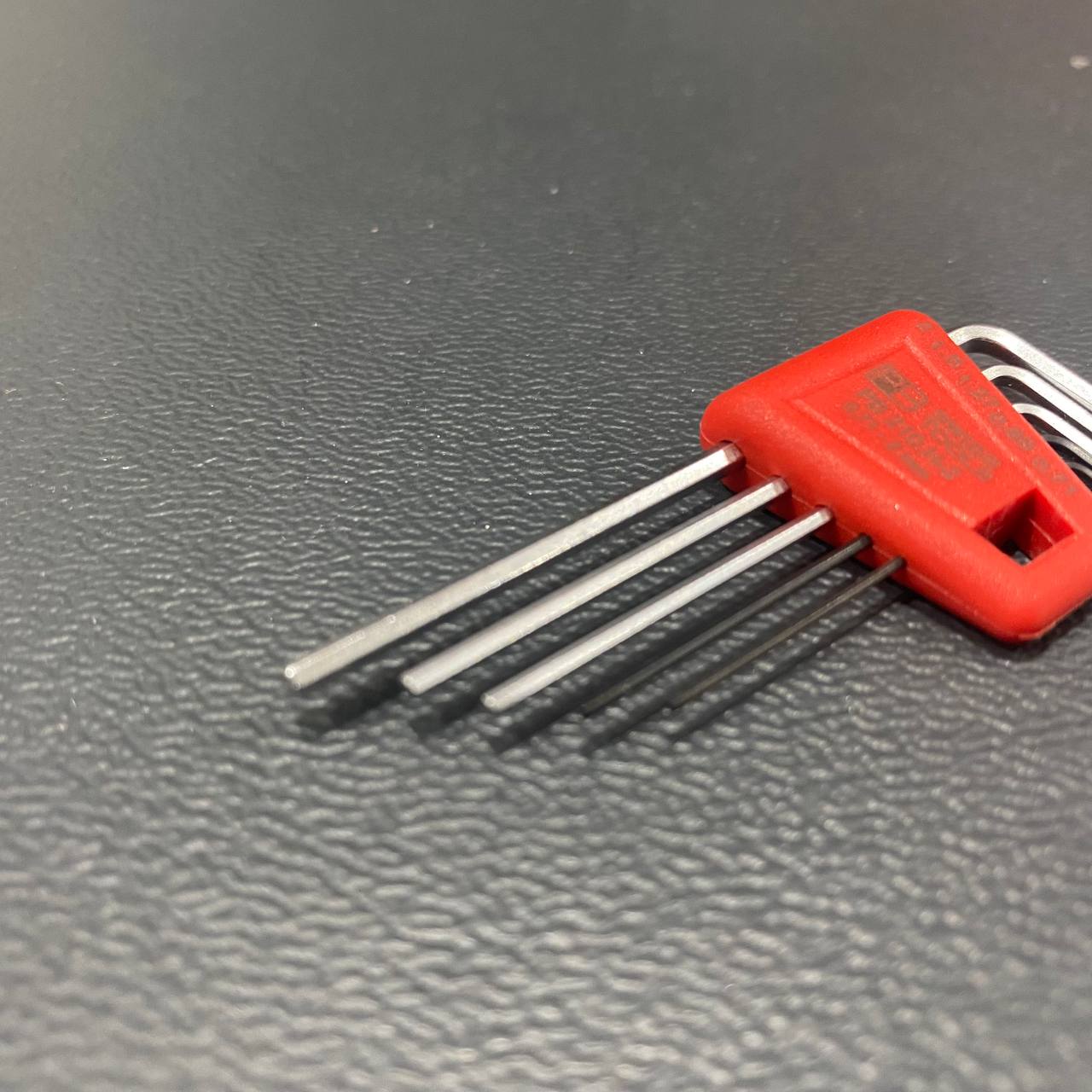 BỘ LỤC GIÁC DÁNG L PB SWISS TOOLS THÂN MẠ CHROME 5 CÂY TỪ 0.7 2