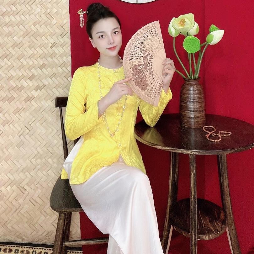 GẤM BÀ BA CỔ TRÒN Bigsize Trang phục truyền thống,Bộ quần áo Phật tử, đồ lam đi chùa mẫu nữ vải gấm - Áo Hồng (Ko quần)