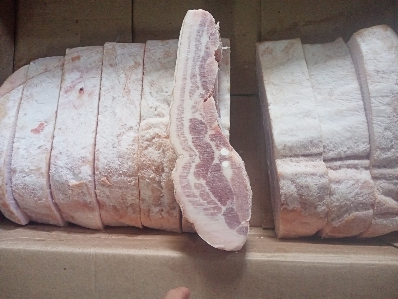 Ba Chỉ Heo Rút Sườn Nga - 1KG