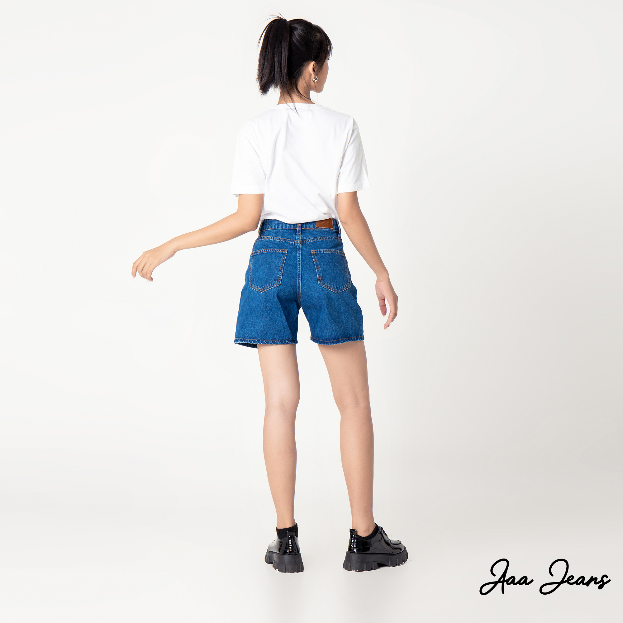 Quần short jean nữ lưng cao regular fit Aaa Jeans Navy Blue