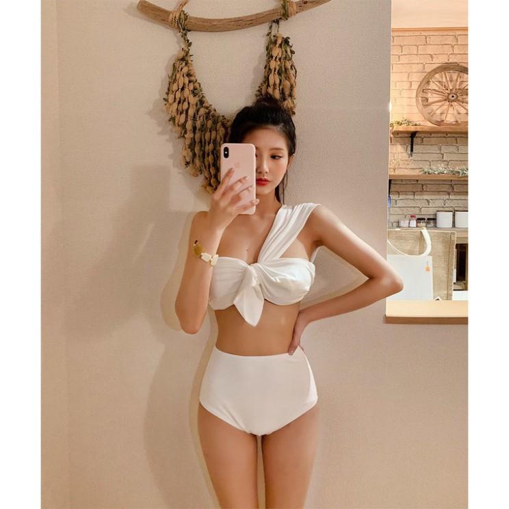 Bikini tắm biển áo quây lệch vai