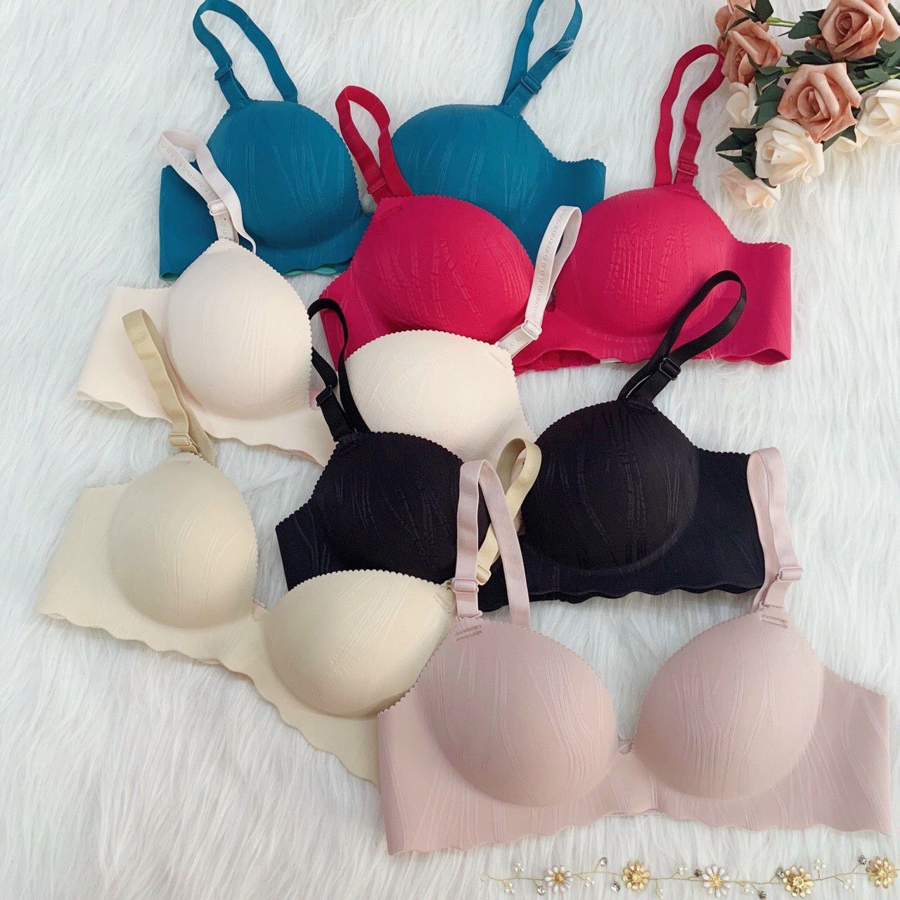 Combo 3 Áo lót nữ không gọng, áo lót đúc xước không đường may nâng ngực cao cấp
