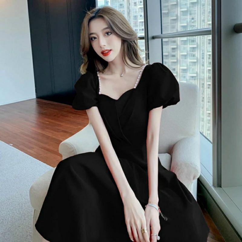 ĐẦM TAY NGẮN ĐI TIỆC VỚI 2 BÊN VAI ĐÍNH CƯỜM