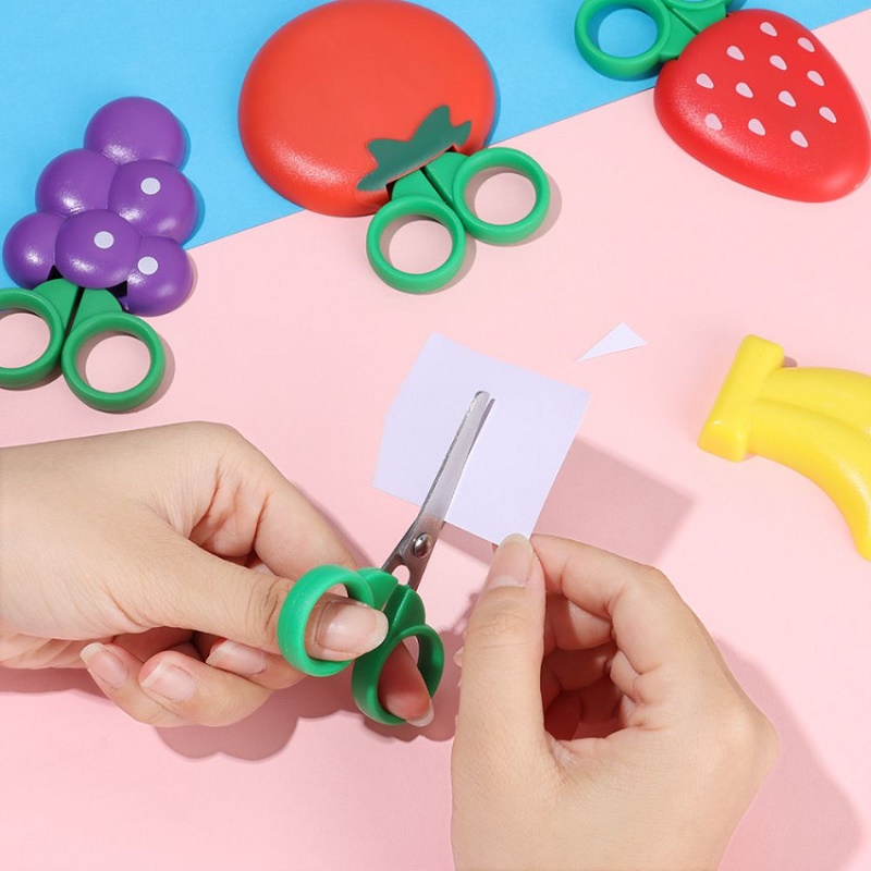 Kéo cắt giấy thủ công cho bé Seiwa Pro - Hàng nội địa Nhật Bản nhập khẩu chính hãng