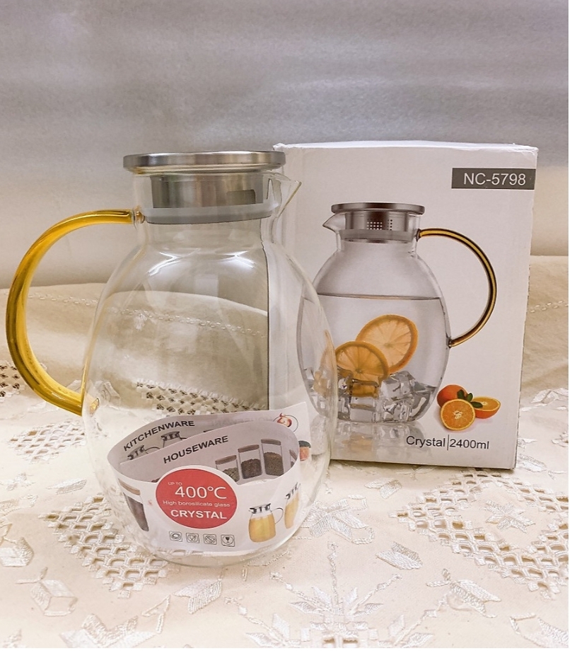 BÌNH NƯỚC THỦY TINH CHỊU NHIỆT TAY VÀNG DUNG TÍCH 2,4L -1,6L CÓ SỌC