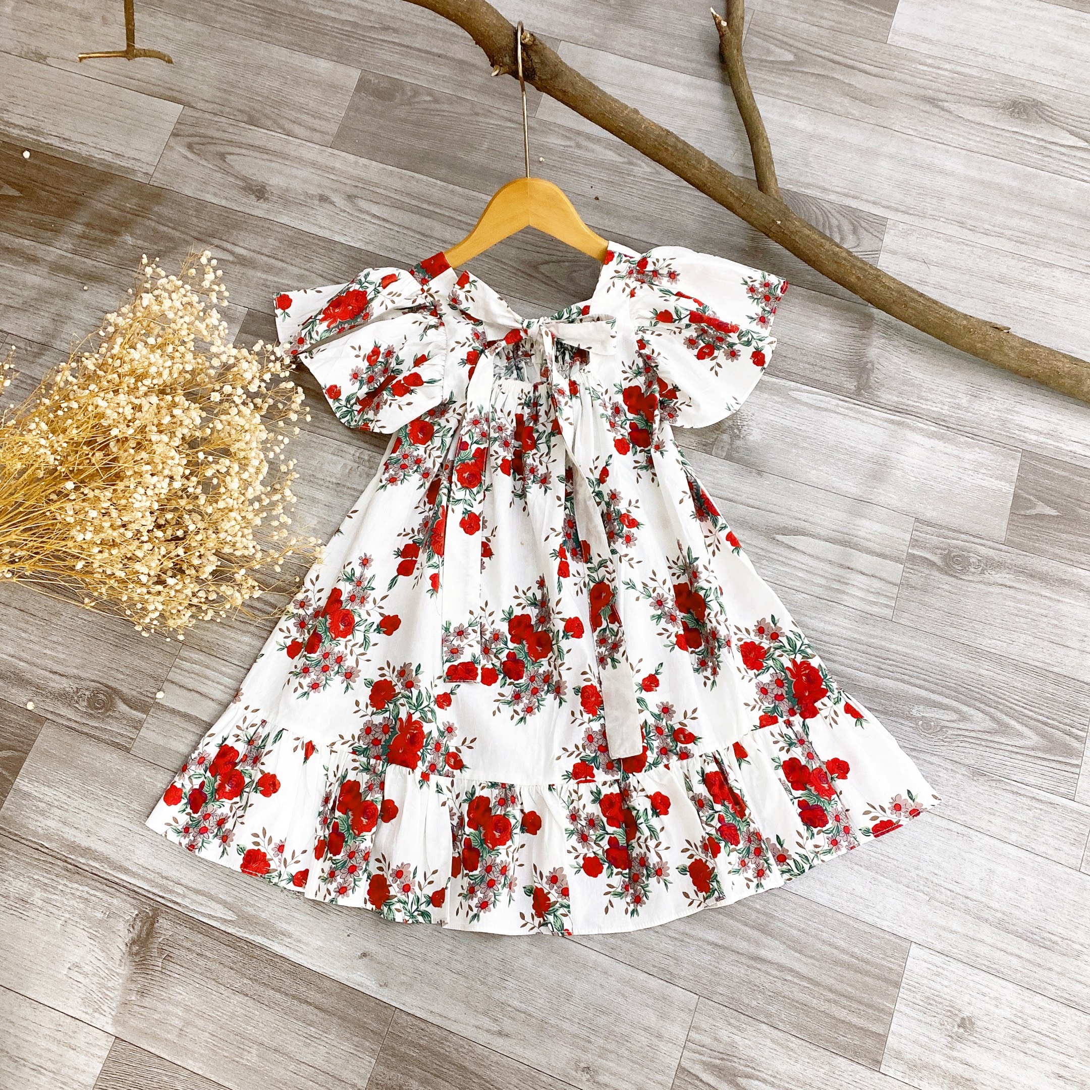 Váy bé gái hoa hồng ROLIA chất cotton mặc mát và thấm hút mồ hôi cho ngày hè V136