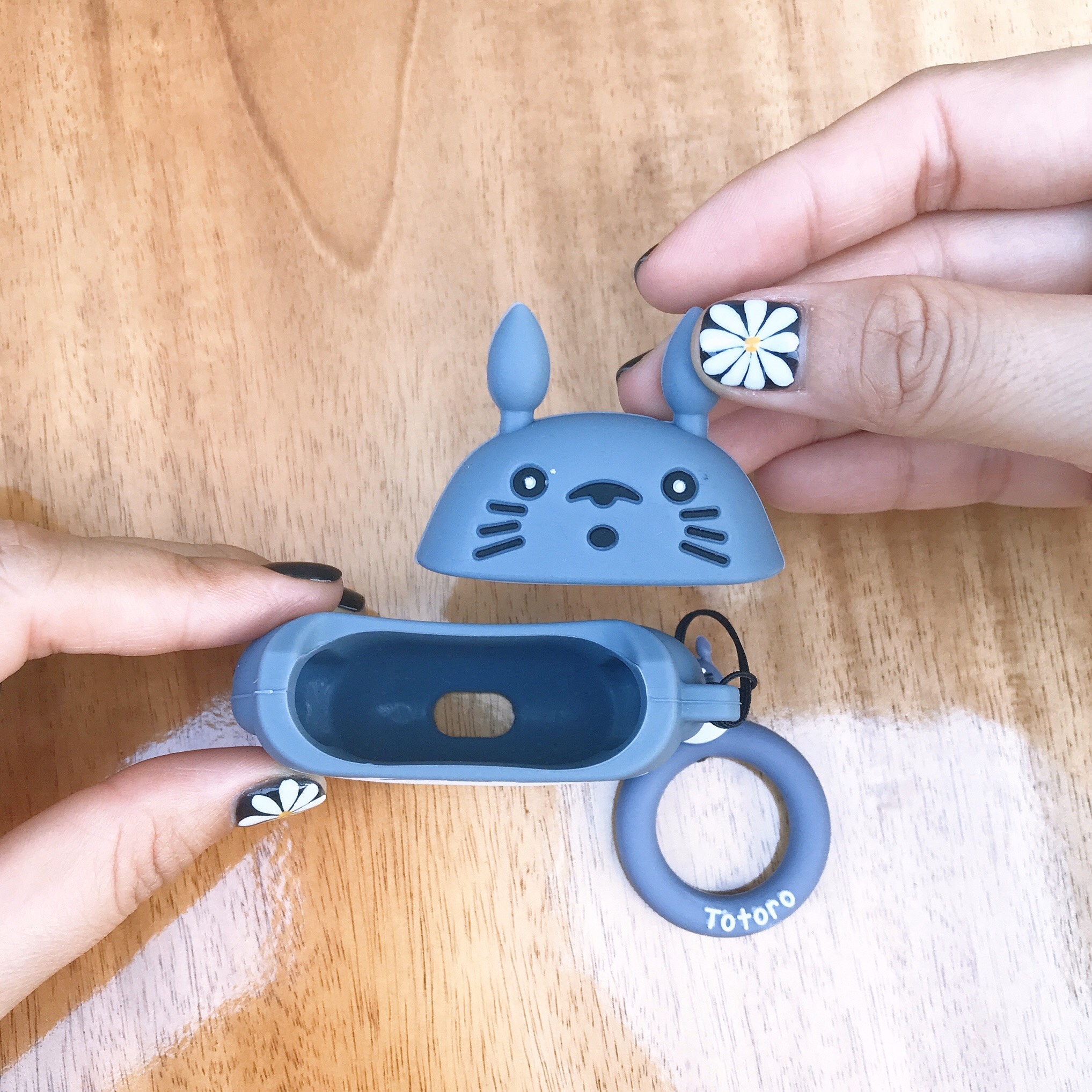 Bao Case Silicon Cho Tai Nghe Apple AirPods 1 / AirPods 2 -  Hình Totoro