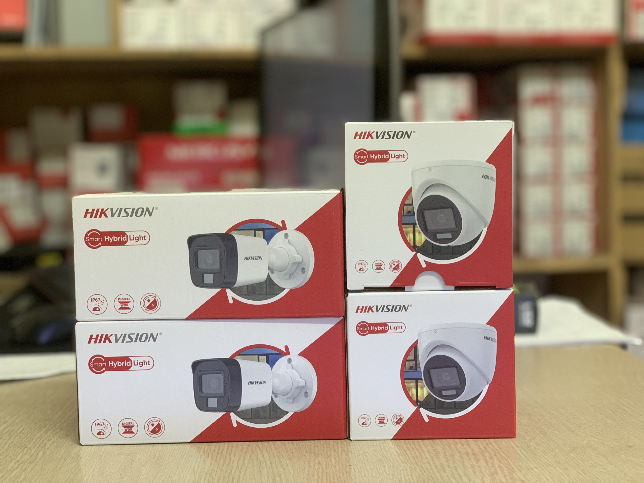 Camera Hikvision 2.0Mp full color tích hợp MIC  sử dụng với đầu ghi hình . DS-2CE16D0T-LFS, DS-2CE76D0T-LMFS, DS-2CE17D0T-LTS - Hàng chính hãng