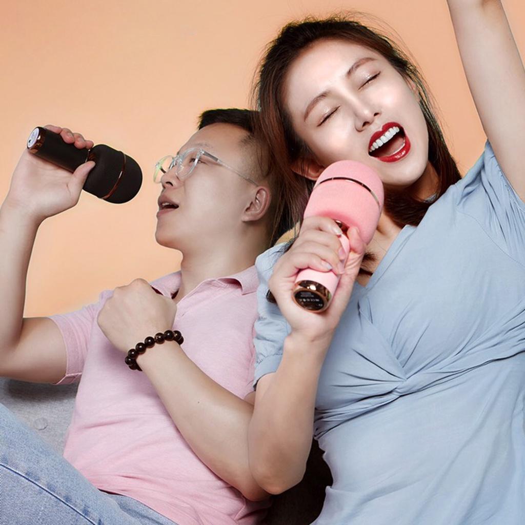 Mic hát Karaoke cầm tay kết nối Bluetooth D36 Âm thanh loa vòm, kết nối 2 Mic Gia Đình Remax - Hàng Chính Hãng