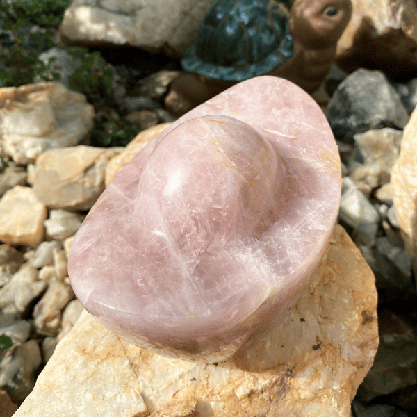 Thỏi vàng phong thủy NHASAN TV48 Trưng Bày Quầy Lễ Tân, nặng 2.54kg, kích thước (16.5 x 11 x 9 cm)