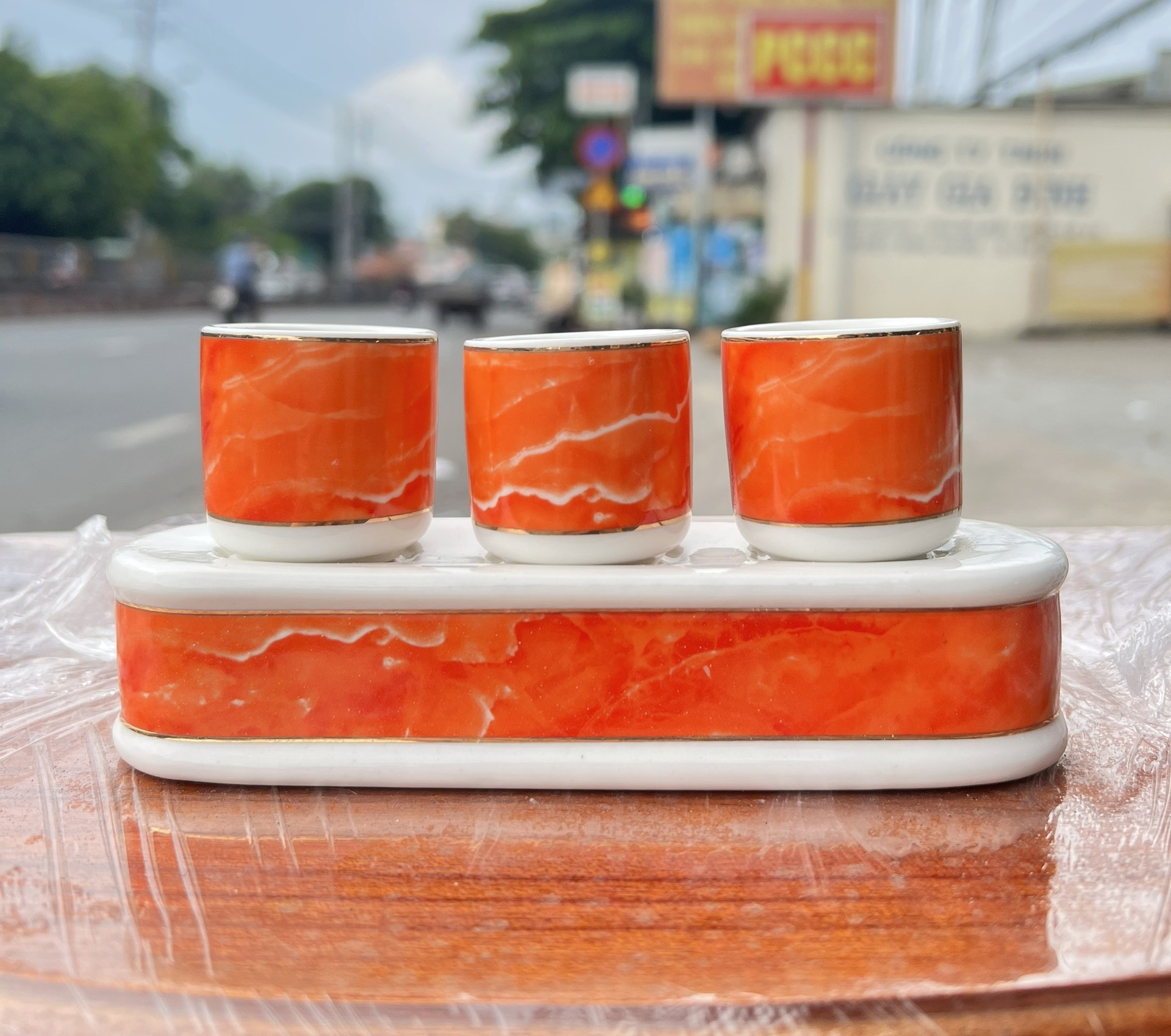 Áng nước, chum nước sứ họa tiết đá hoa cương bộ 3 ly và 5 ly – Đỏ