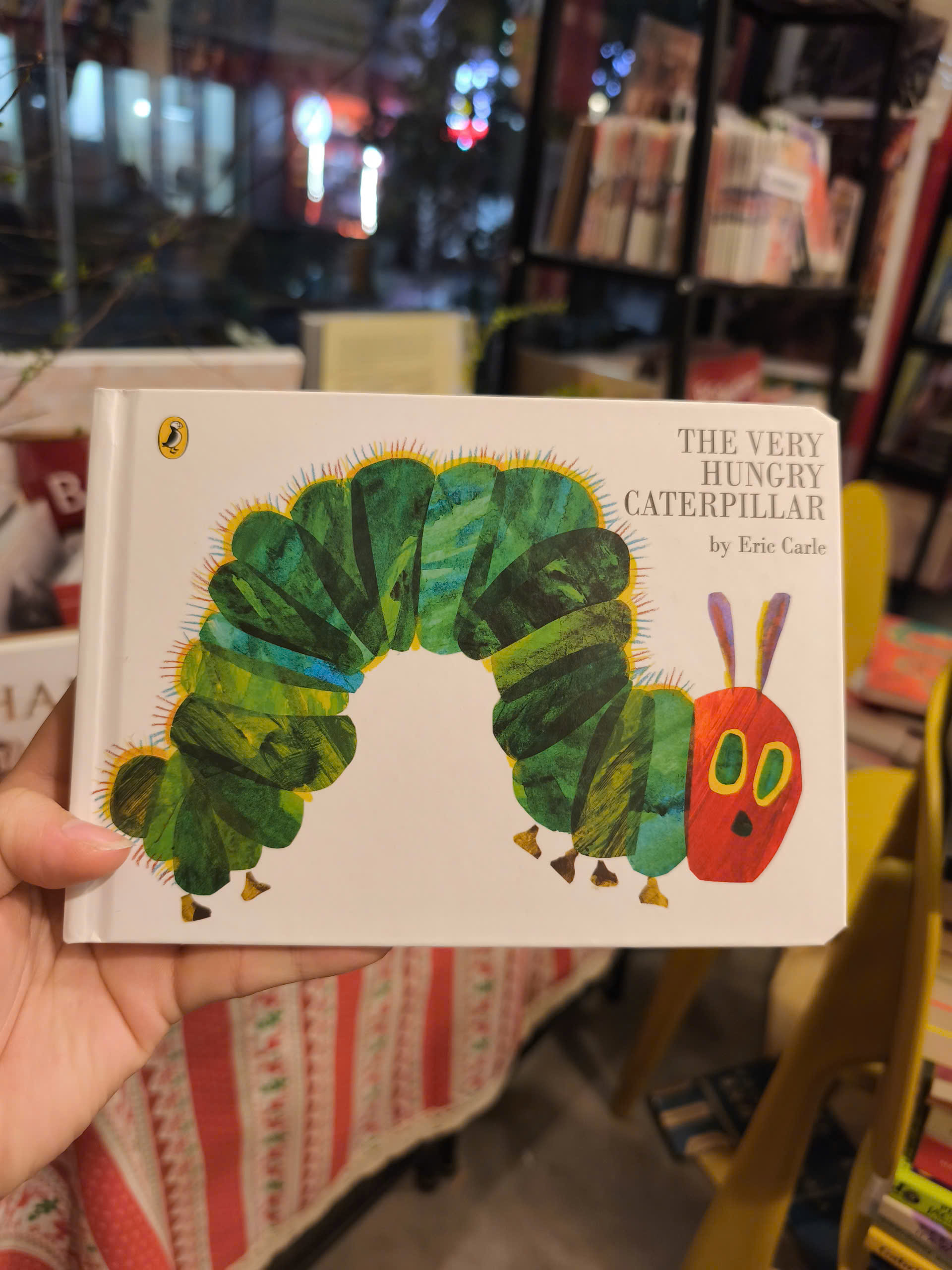 Sách - The Very Hungry Caterpillar [Board Book] by Eric Carle - Picture Books| Childrens