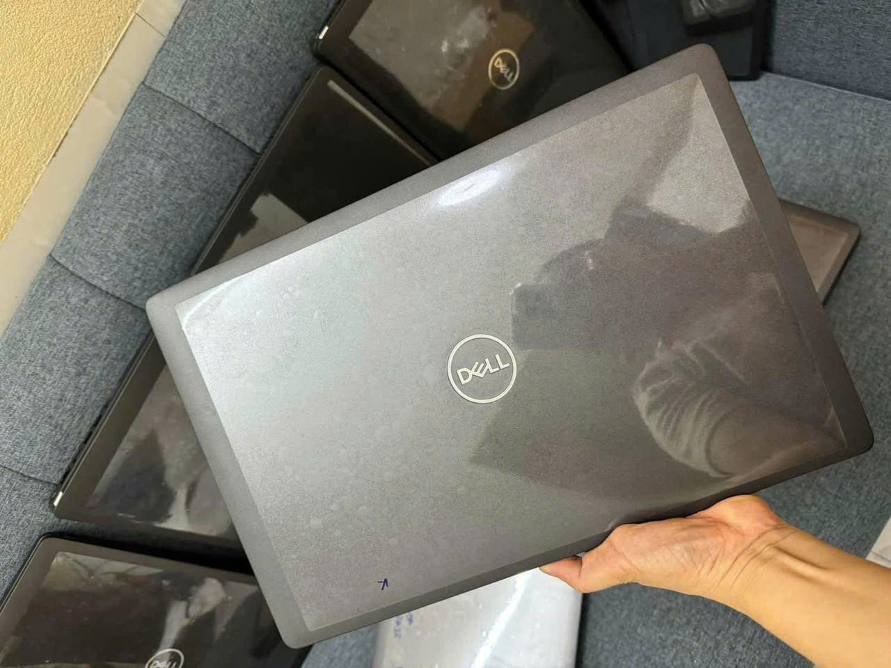 Laptop Dell Latitude 5500 Core i5-8350U, RAM 8GB, SSD 256GB - Hàng chính hãng