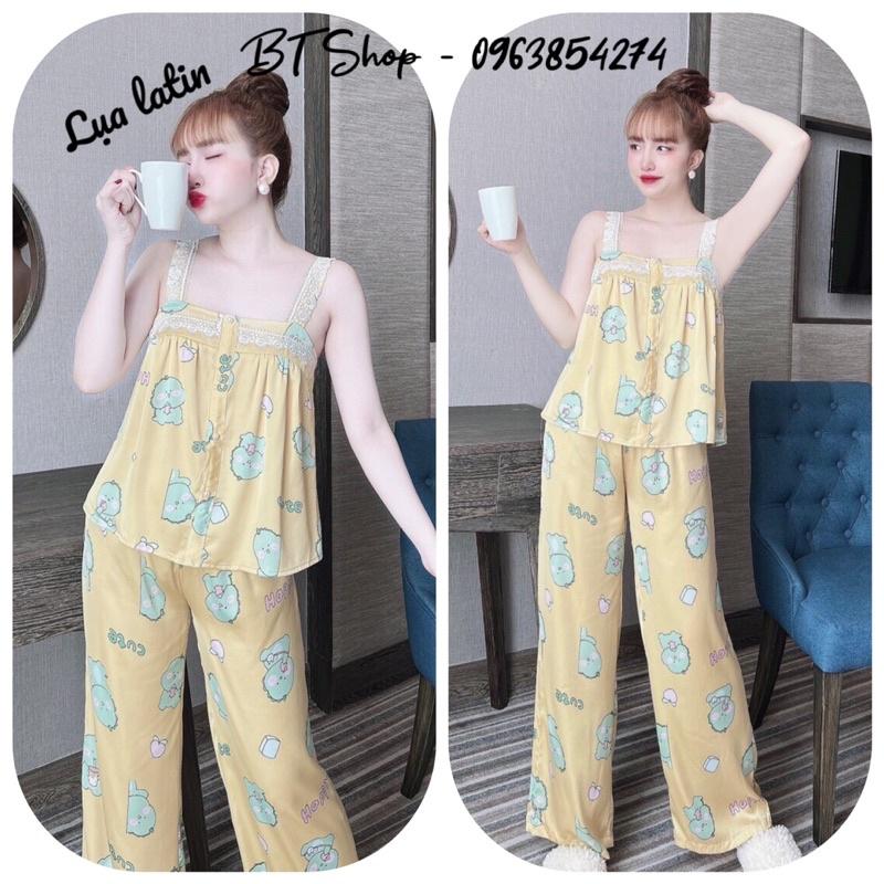 Đồ ngủ lụa latin 2 dây phối ren nút áo quần dài hoạ tiết freesize 42-57kg