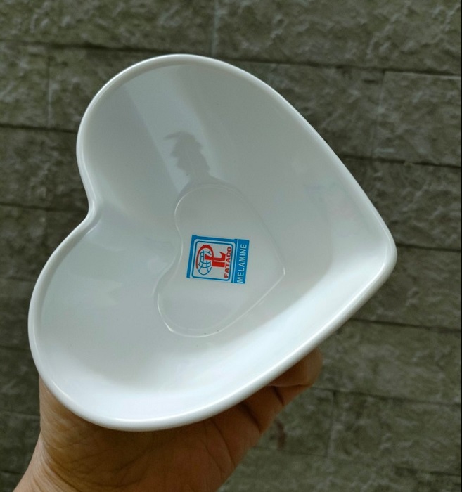Bát tim nhựa phíp trắng