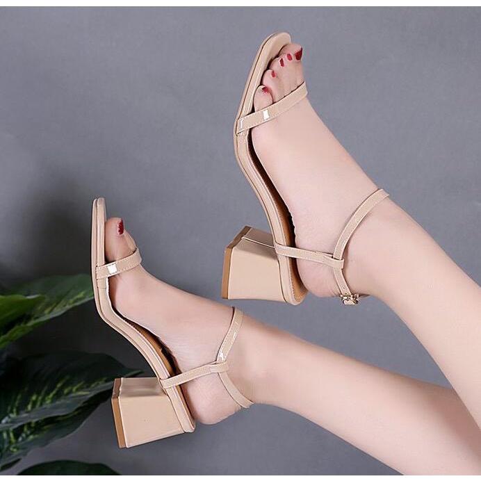 Giày Sandal Nữ 5 Phân Giày Cao Gót Siêu Hot, Dây Chéo Xinh Xắn, Mũi Vuông Thời Thượng, Bật Lên Cá Tính 021