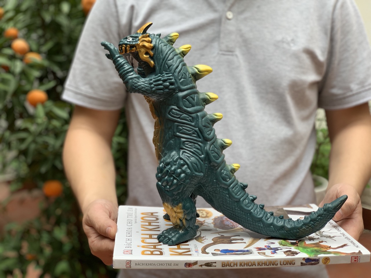 Mô hình khủng long khổng lồ - Gozilla