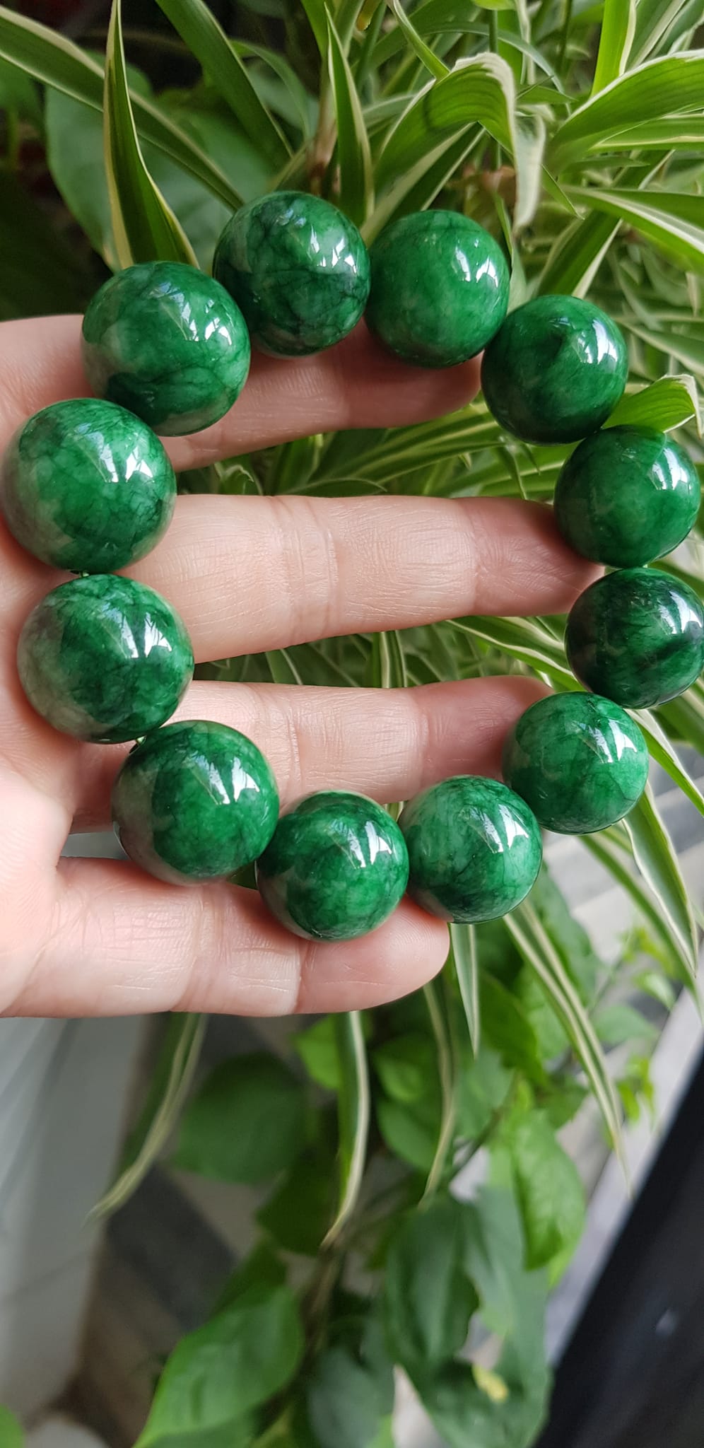 ️Vòng Tay Nam Đá Cẩm Thạch Xanh lá Size lớn hạt 18mm bóng đẹp hợp Các Anh Mệnh Mộc mệnh Hỏa đeo là một món trang sức tuyệt vời cho các quý ông ạ