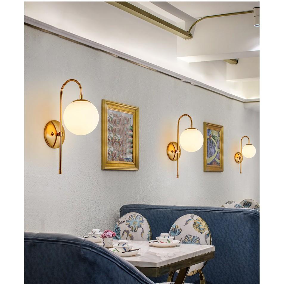 Đèn tường kiểu dáng sang trọng, tinh tế - kèm bóng LED chuyên dụng