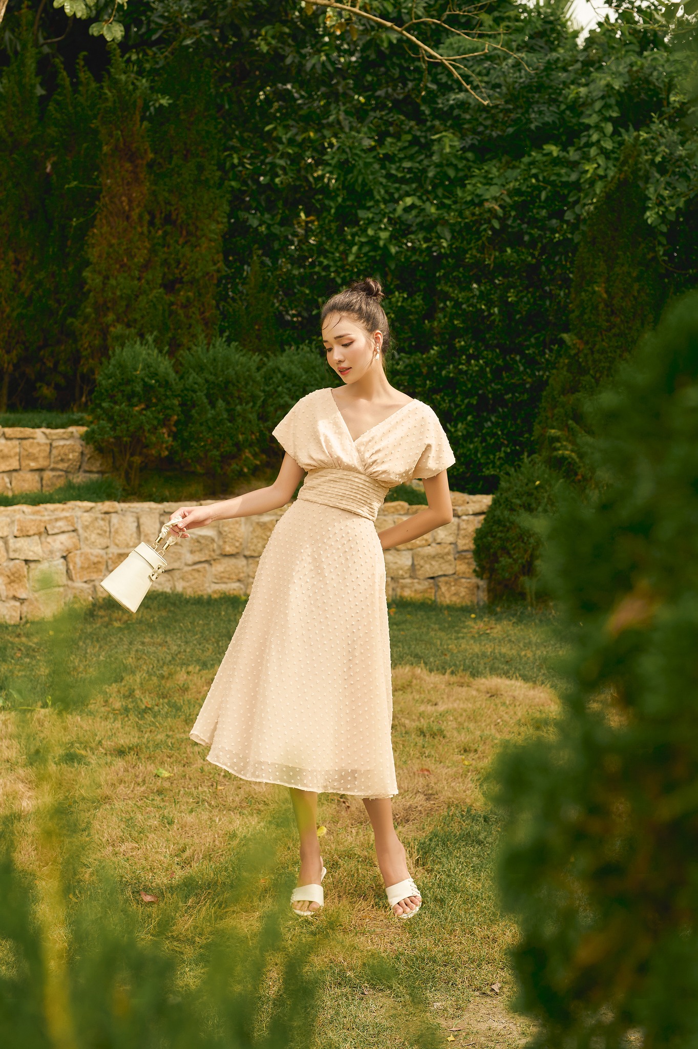 OLV - Áo Vania Beige Top
