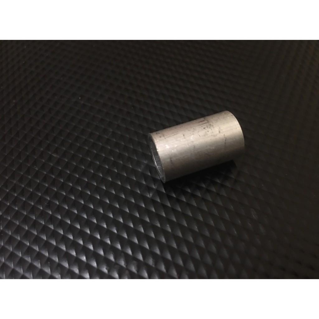 Cục canh  inox dày cứng cáp chuyên dùng lắp đặt tấm che két nước xe máy hoặc khác