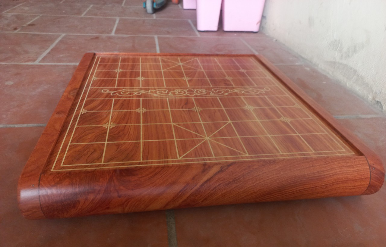 Bàn cờ tướng bằng gỗ hương đá víp kt 55×60×8cm