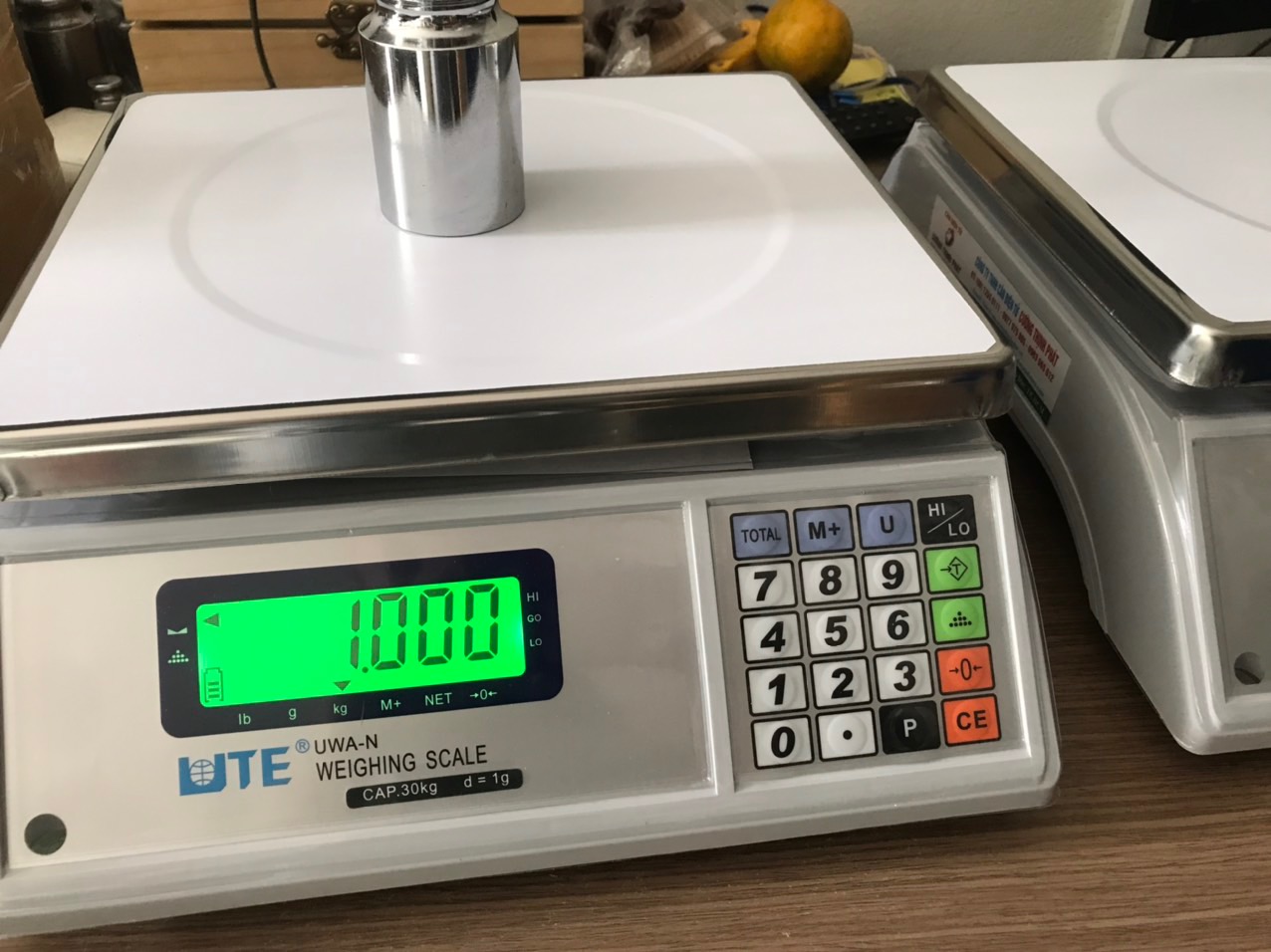 Cân điện tử UTE-N Mức cân 3kg độ đọc 0.1g