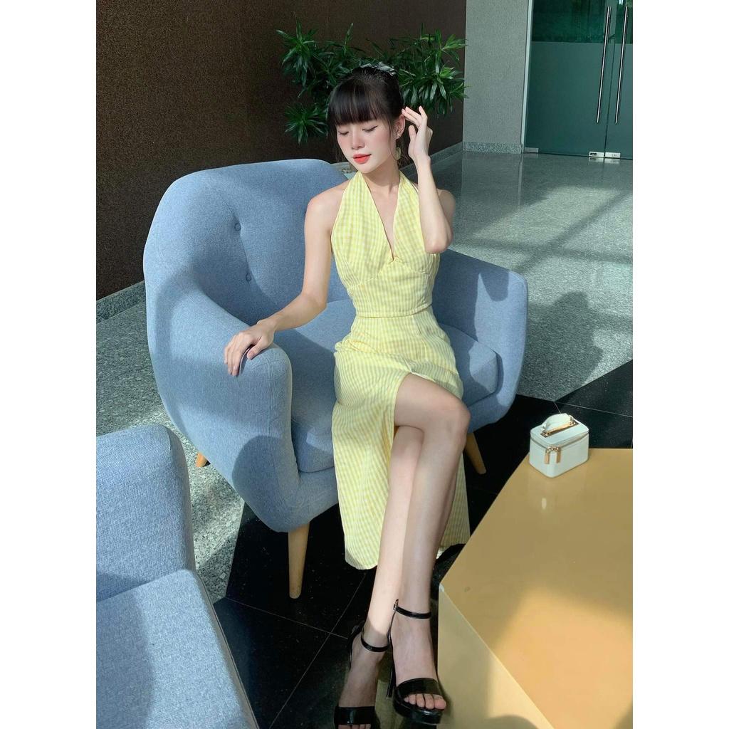 Set áo yếm lưng smocking kèm chân váy xẻ tà 2 lớp