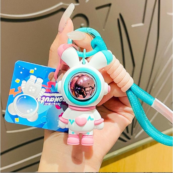 Móc khóa Phi hành gia thỏ siêu đẹp dây chắc PVC loại tốt