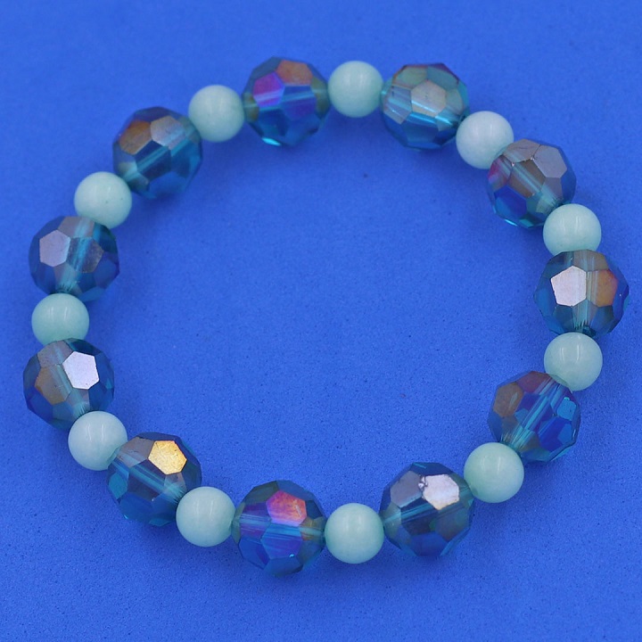Vòng tay pha lê xanh biển giác 10 ly ngọc bích xanh CTFLXBGNBXS10