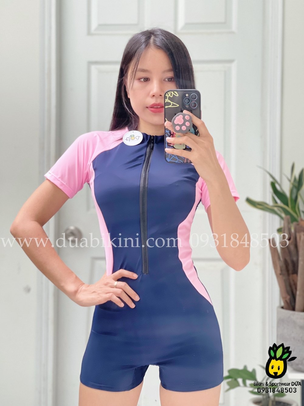 Đồ bơi tay ngắn liền quần phối hồng