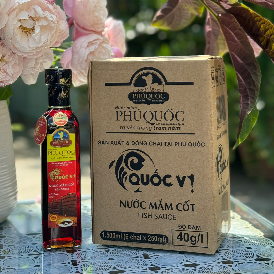 Thùng 6 Chai Nước Mắm Cốt Phú Quốc Quốc Vị Độ Đạm 40N Chai Thủy Tinh 250ml Cá Cơm