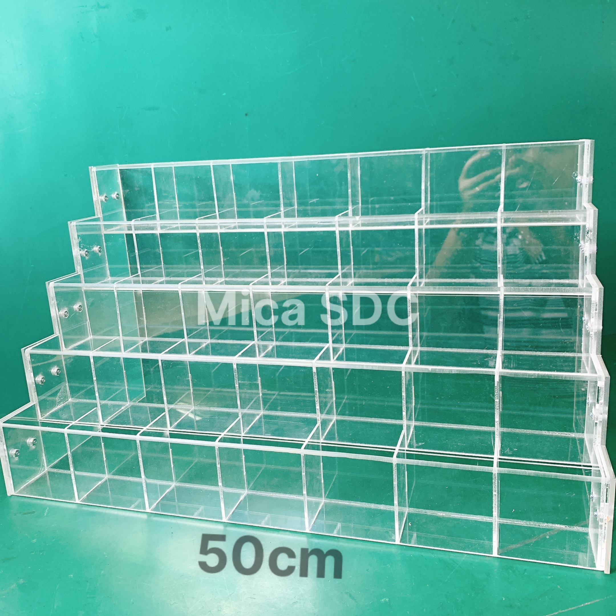 Kệ bút mica 50 ô-Kệ bút trưng bày nhiều ô bằng mica
