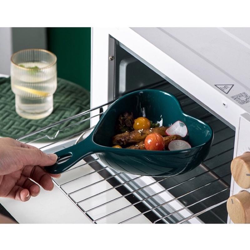 Thố sứ , chảo sứ trái tim kiểu Bắc Âu