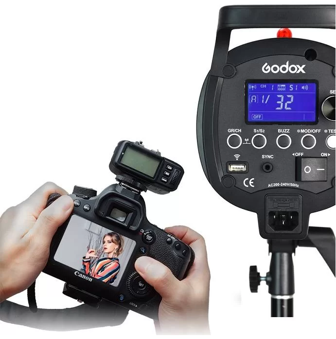 ĐÈN FLASH STUDIO GODOX QS800II HÀNG CHÍNH HÃNG