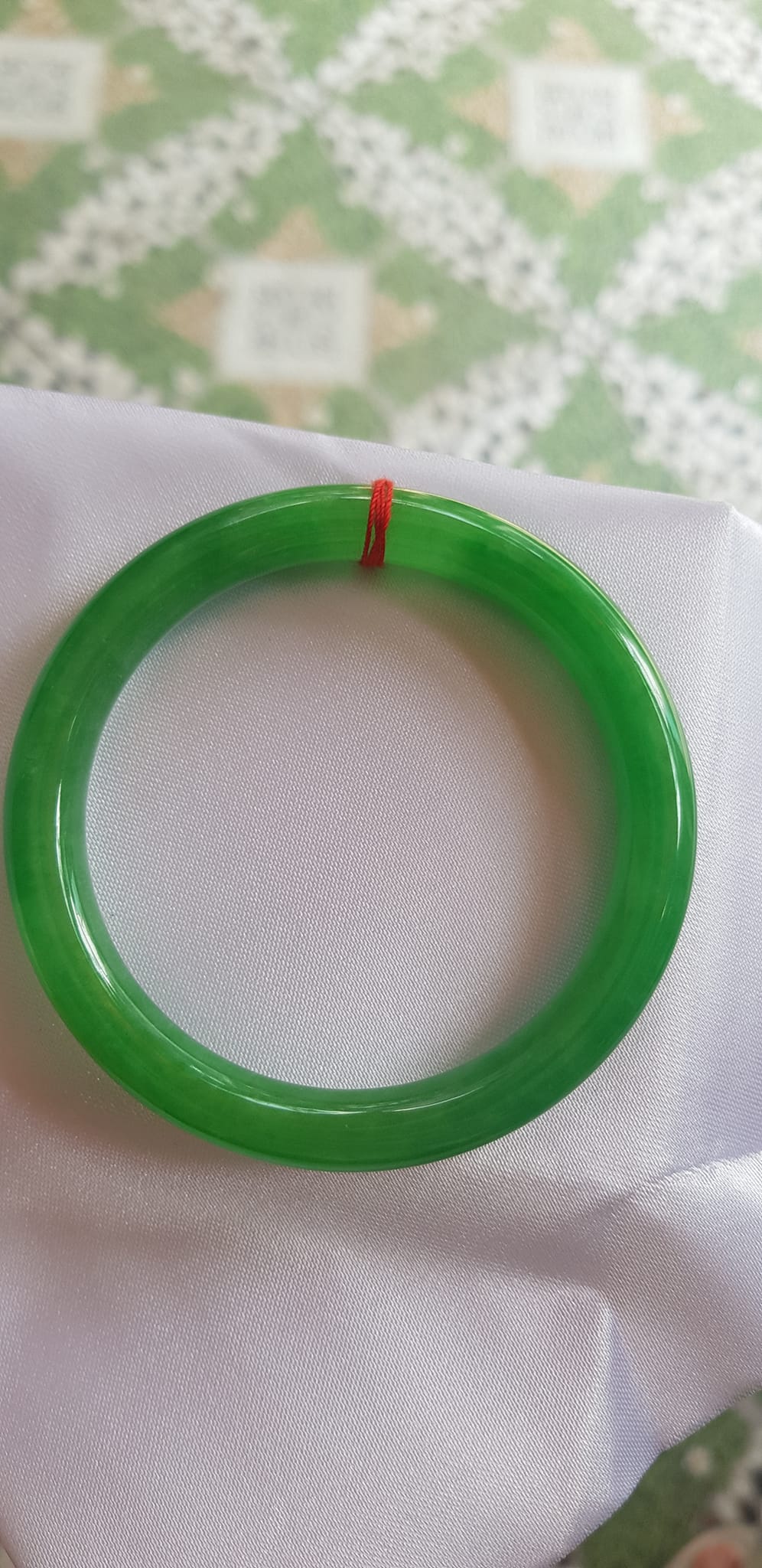 Vòng tay nữ đá cẩm thạch Ngọc Lý A Sịn 54mm x cọng 8mm Màu Xanh Lý đậm đều sáng bóng mượt đẹp Nữ 53kg - 60kg đeo mệnh Mộc mệnh Hỏa mệnh Thủy ạ