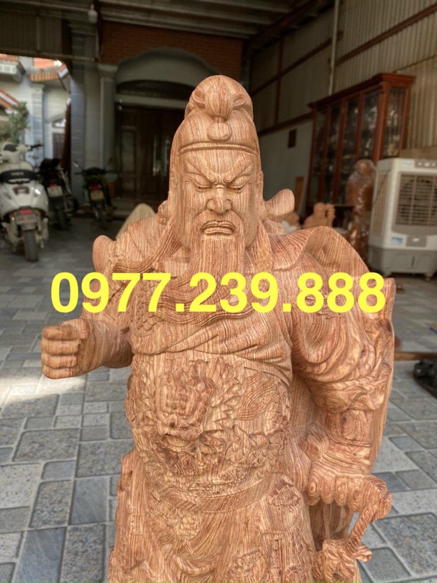 Quan công gỗ hương đá 30cm