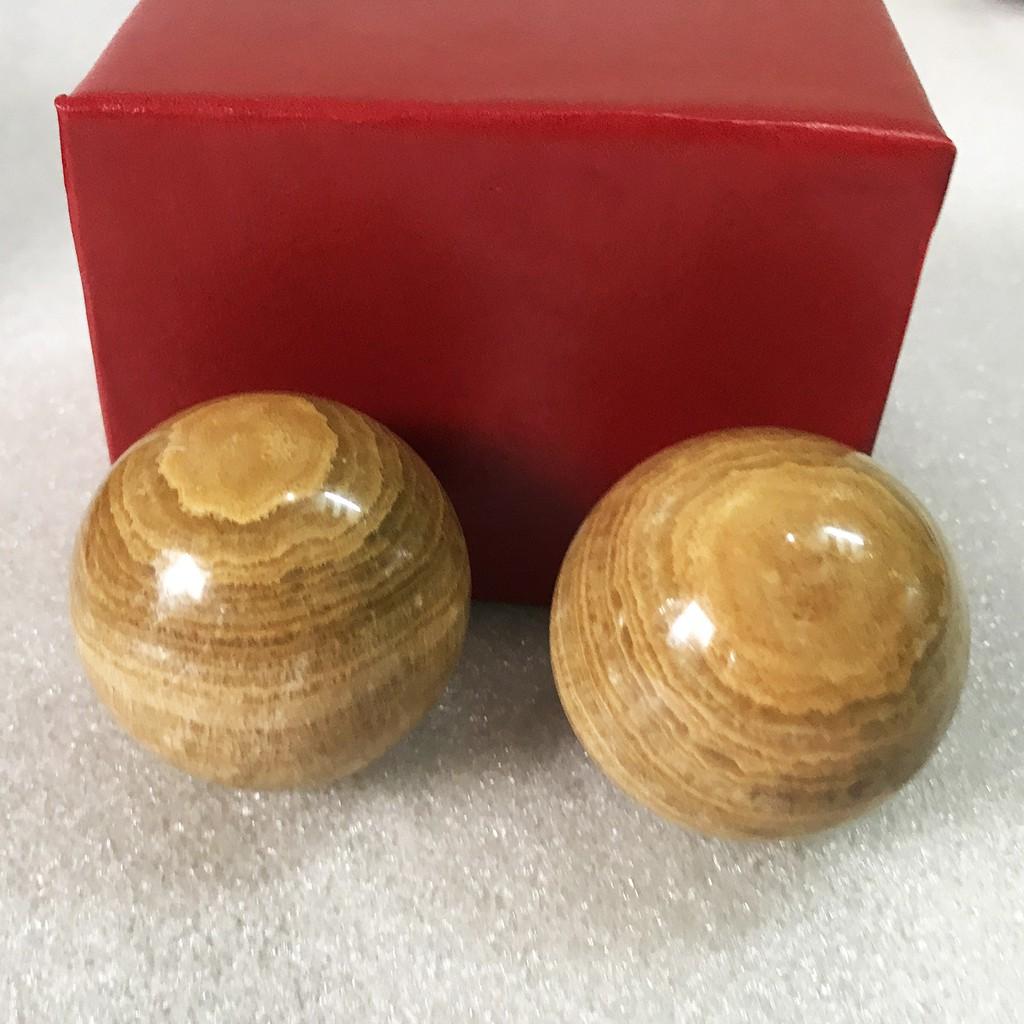 Bi lăn tay màu vàng nâu nhẹ đường kính 3.5 đến 4 cm cho người mệnh Kim và Thổ