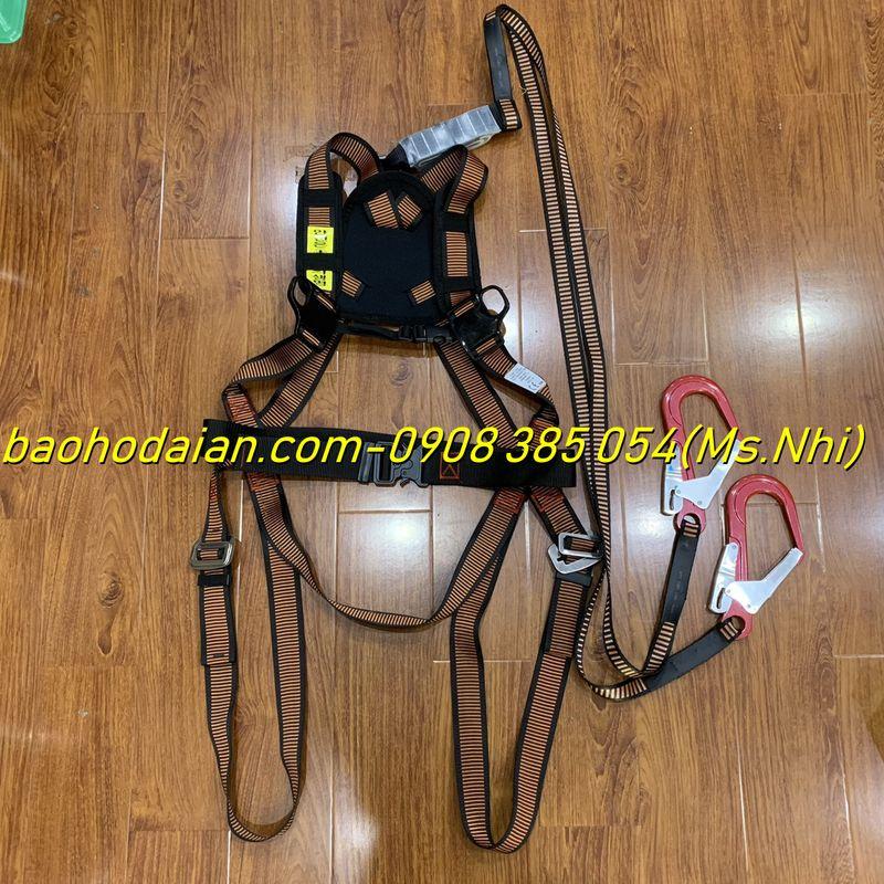 Dây an toàn toàn thân Kujie Hàn Quốc, 02 móc NHÔM to, bảo vệ người lao động làm việc trên cao- Hình thật