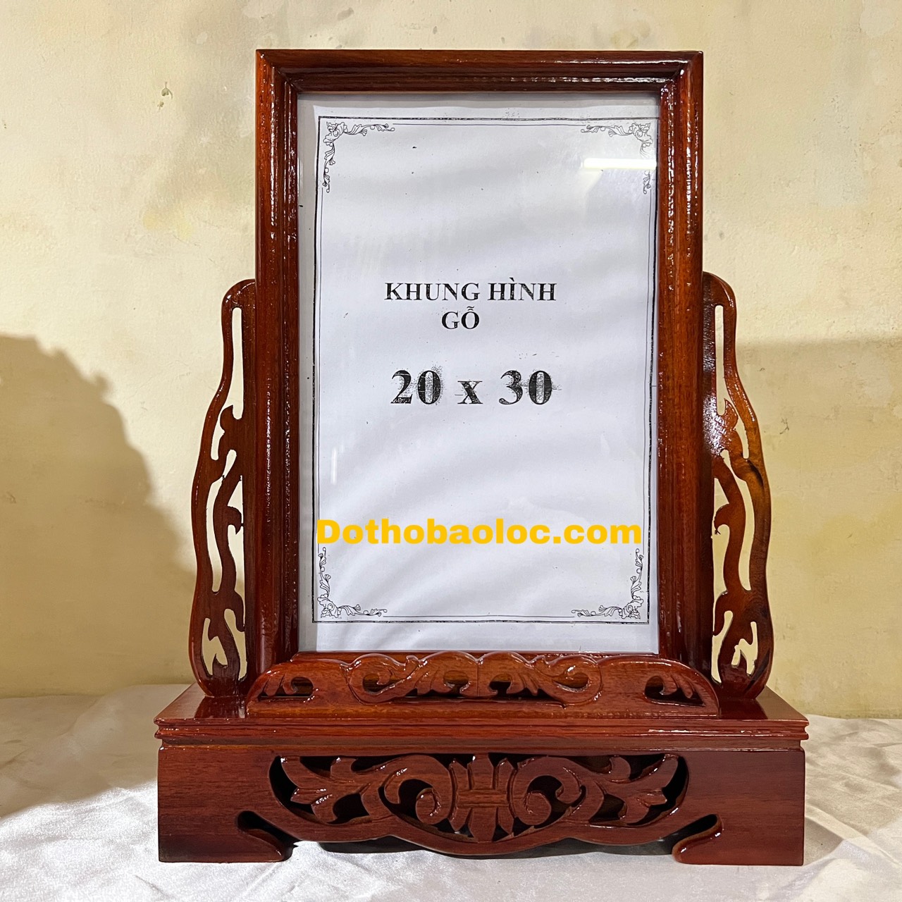 Khung ảnh, khung hình gia tiên gỗ tràm bông vàng 100% để vừa hình 20cmx30cm